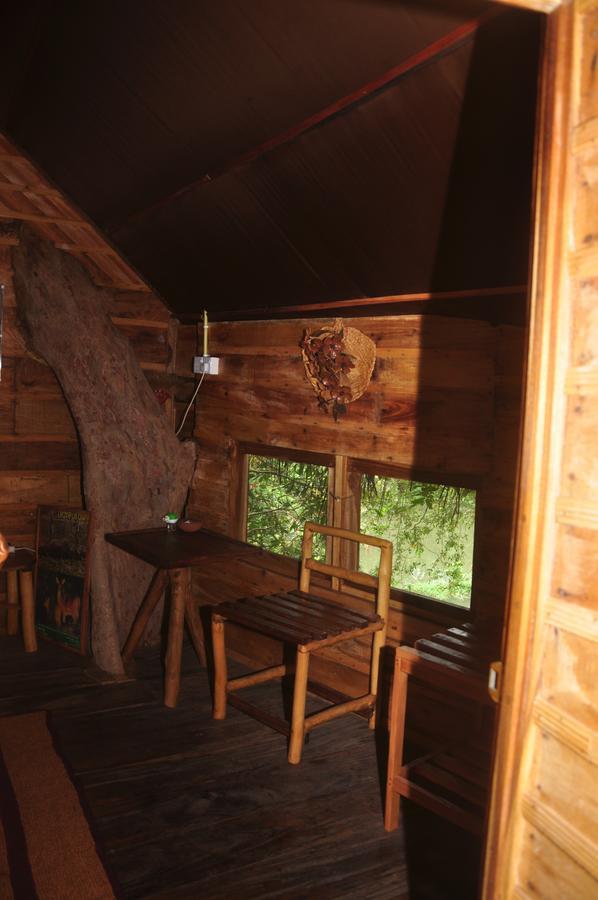 Villa Kumbuk Tree House Tissamaharama Exterior foto