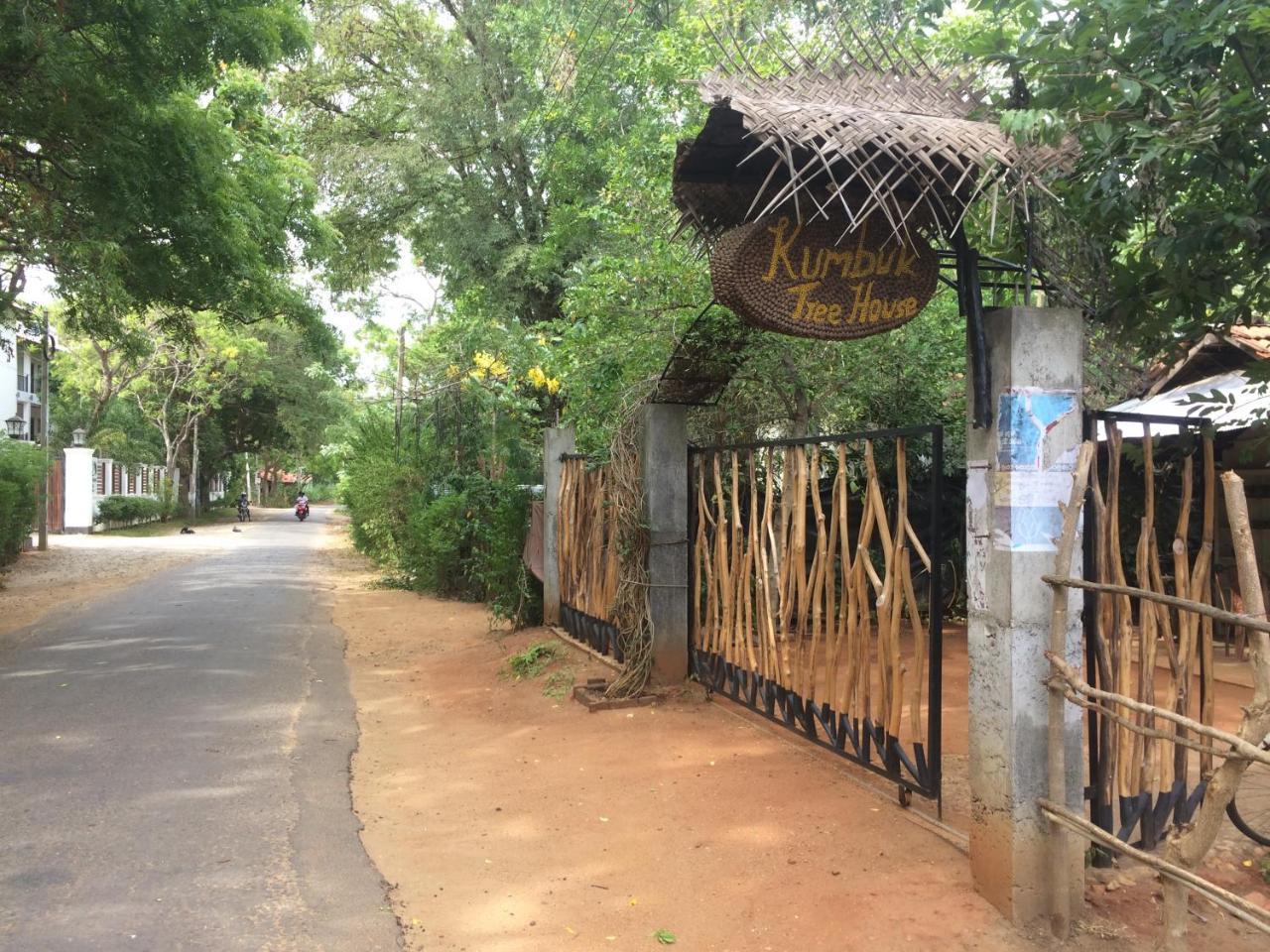 Villa Kumbuk Tree House Tissamaharama Exterior foto