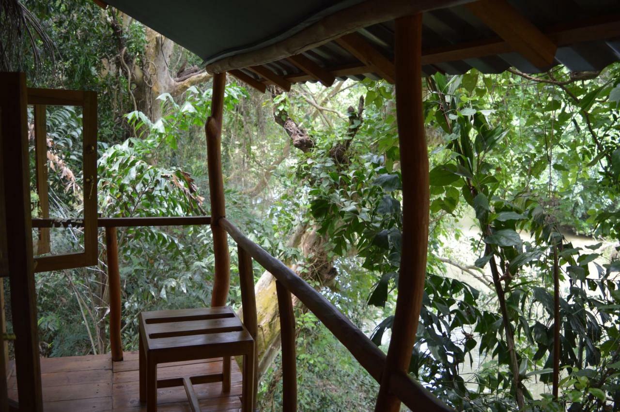 Villa Kumbuk Tree House Tissamaharama Exterior foto
